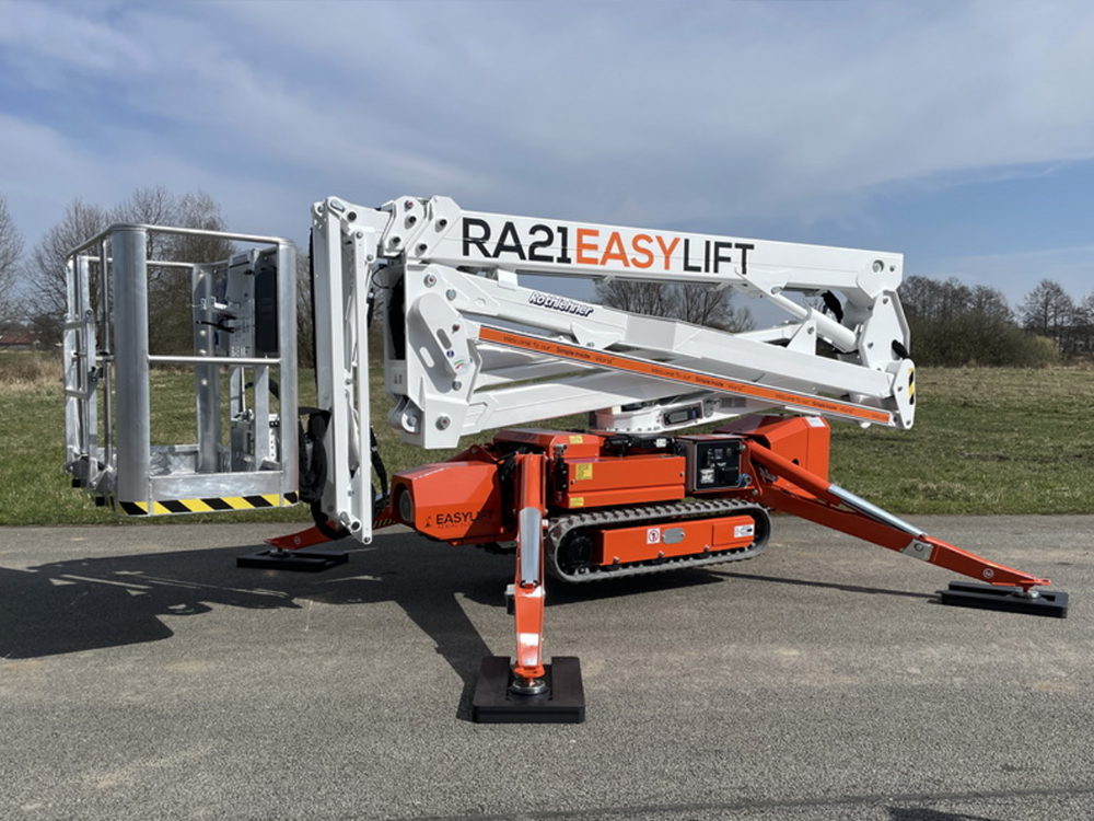 Fassadenarbeiten mit eigener Arbeitsbühne